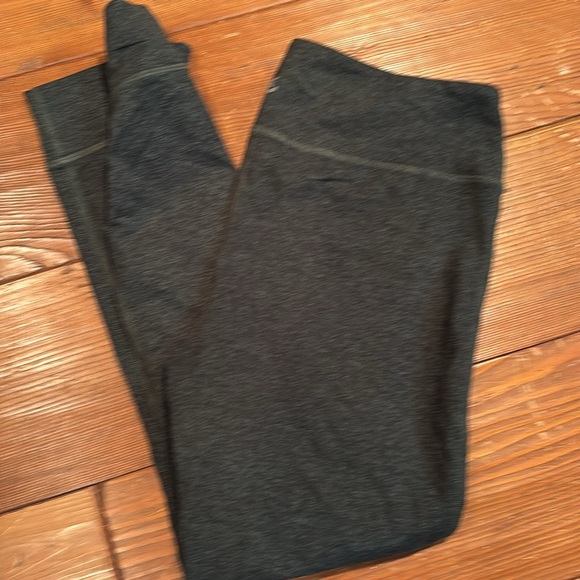 Calme athletic/lounge pants, size large - Picture 2 of 4